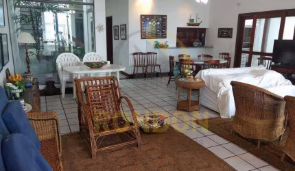 Sobrado para Venda em Itanhaém / SP no bairro Cibratel I