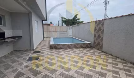 Casa Térrea para Venda em Itanhaém / SP no bairro Grandesp