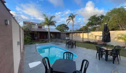 Casa 4 dormitórios ou + para Venda em Itanhaém / SP no bairro Umuarama