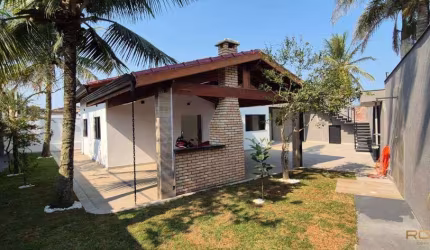 Casa 3 dormitórios para Venda em Itanhaém / SP no bairro Bopiranga