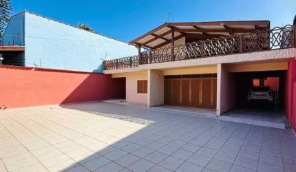 Casa 5 dormitórios para Venda em Itanhaém / SP no bairro Suarão