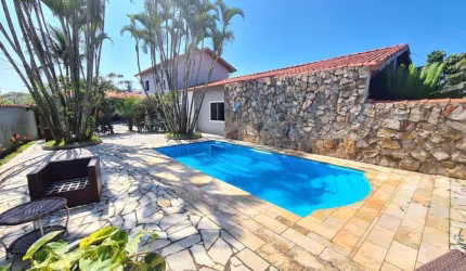 Casa para Venda em Itanhaém / SP no bairro Cibratel II