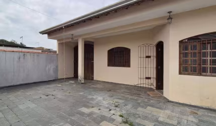 Casa 3 dormitórios para Venda em Itanhaém / SP no bairro Santa Júlia