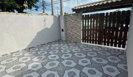 Casa com 2 Dormitórios, sendo 1 suíte, Raul Cury, Itanhaém / SP