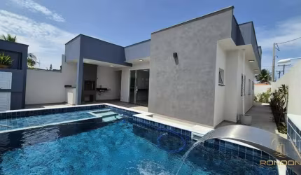 Casa com 3 dormitórios, sendo 3 suítes no Tupy em itanhaém / SP