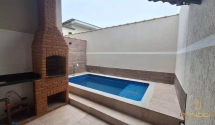 Casa com 3 dormitórios, sendo 1 suíte no Corumbá em Itanhaém / SP