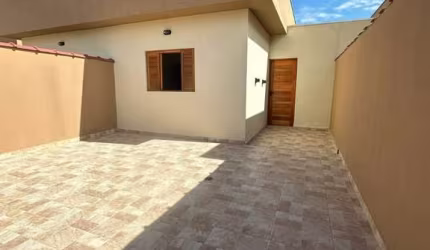 Casa com 2 dormitórios, no Savoy em Itanhaém / SP