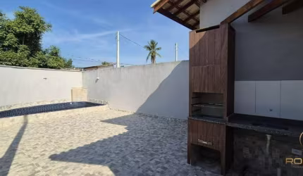 Casa com 2 quartos à venda no Bopiranga, Itanhaém  por R$ 350.000