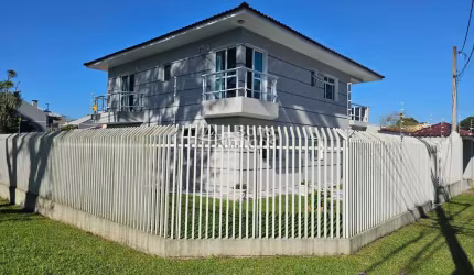 Casa com 5 quartos à venda na Rua Comendador Alfredo Munhoz, Jardim Social, Curitiba, 271 m2 por R$ 2.300.000