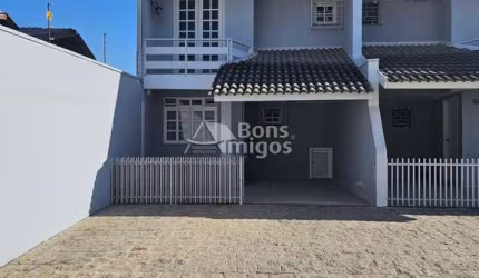 Casa com 3 quartos à venda na Rua Dom João VI, 269, Cajuru, Curitiba, 124 m2 por R$ 570.000