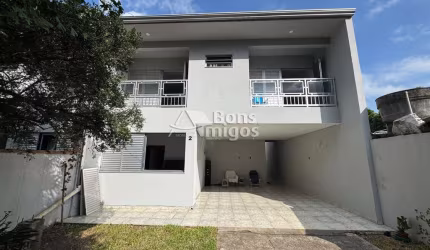 Casa com 4 quartos à venda na Rua Evaristo da Veiga, 1081, Boqueirão, Curitiba por R$ 750.000