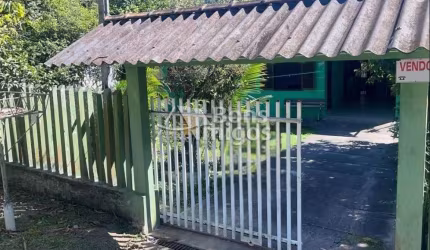 Casa com 3 quartos à venda na Rua Reinaldo Salles, 500, Itapema, Antonina por R$ 200.000