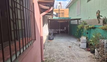 Terreno em condomínio fechado à venda na Rua Vicente de Carvalho, 174, Anchieta, São Bernardo do Campo, 300 m2 por R$ 1.700.000