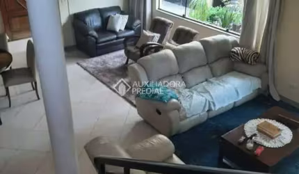 Casa em condomínio fechado com 5 quartos à venda na Rua Maria Adelaide Rossi, 137, Centro, São Bernardo do Campo, 450 m2 por R$ 1.880.000