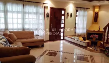 Casa com 4 quartos à venda na Rua Dois de Outubro, 170, Santa Terezinha, São Bernardo do Campo, 257 m2 por R$ 950.000