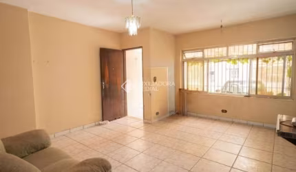Casa com 4 quartos à venda na Rua Pietro Romani, 45, Paulicéia, São Bernardo do Campo, 223 m2 por R$ 430.000