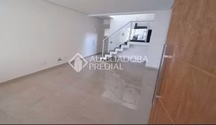 Casa com 3 quartos à venda na Rua Santa Yolanda, 23, Demarchi, São Bernardo do Campo, 210 m2 por R$ 919.000