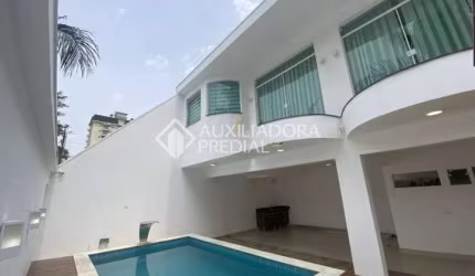 Casa em condomínio fechado com 2 quartos à venda na Rua das Goiabeiras, 498, Jardim, Santo André, 250 m2 por R$ 3.500.000