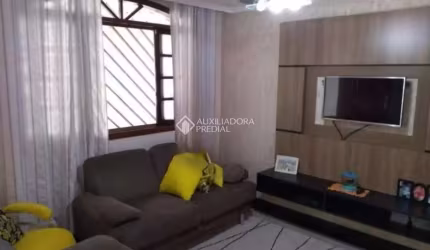 Casa com 2 quartos à venda na Joaquim Gonçalves Ledo, 161, Taboão, Diadema, 165 m2 por R$ 490.000