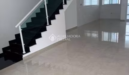 Casa com 3 quartos à venda na Rua das Violetas, 314, Vila Marina, Santo André, 165 m2 por R$ 1.050.000