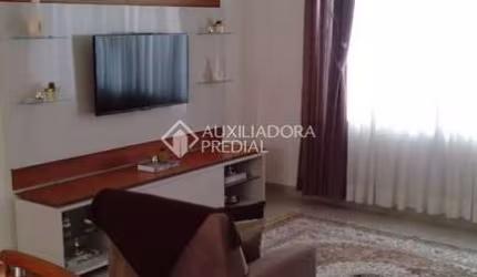 Casa com 3 quartos à venda na Benedicto Amgarten, 201, Jardim Bela Vista, Indaiatuba, 145 m2 por R$ 830.000