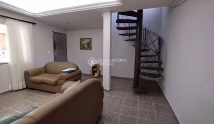 Casa com 3 quartos à venda na Rua Senador Mathias Olímpio de Mello, 194, Santa Terezinha, São Bernardo do Campo, 159 m2 por R$ 600.000