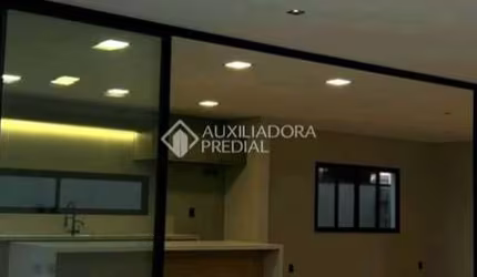 Casa em condomínio fechado com 3 quartos à venda na Mathilde Tavares Bonato, 12, Areao, Taubaté, 263 m2 por R$ 2.100.000