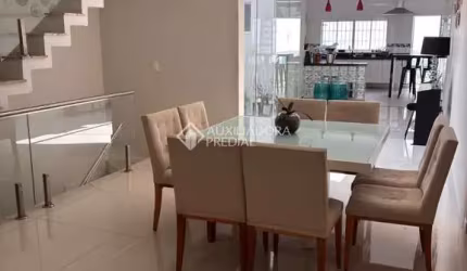 Casa com 3 quartos à venda na Rua Vicente de Carvalho, 618, Anchieta, São Bernardo do Campo, 315 m2 por R$ 1.900.000