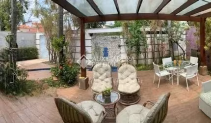 Casa com 3 quartos à venda na Avenida Líbero Badaró, 1138, Jardim São Caetano, São Caetano do Sul, 254 m2 por R$ 3.100.000