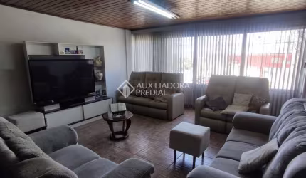Casa em condomínio fechado com 3 quartos à venda na Avenida Itamarati, 773, Vila Curuçá, Santo André, 254 m2 por R$ 660.000