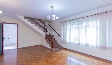 Casa com 3 quartos à venda na Rua Vinte e Um de Abril, 15, Rudge Ramos, São Bernardo do Campo, 150 m2 por R$ 990.000