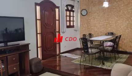 Condomínio Morumbi Sul Privê sobrado com 4 dormitórios sendo 2 suítes,3 salas,3 vagas,220 m²