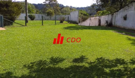 Embu das Artes residencial Bosque do Embu sobrado com 3 dormitórios sendo 1 suíte 244m² terreno de 1.991m²