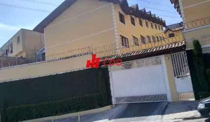 Butantã sobrado em condomínio,2 dormitórios sendo 2 suítes, sala para 2 ambientes,3 banheiros,2 vagas, útil de 108 m²