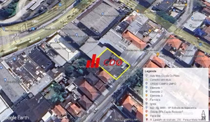 Terreno próximo estação do Capão Redondo com 20 x 30 = 600 m² Zoneamento ZEU pode construir 4 vezes o tamanho do terreno, tem uma casa de 300m²
