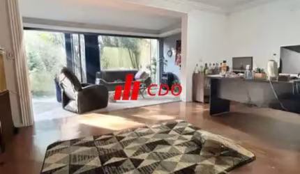 Horto do Ype casa em Condomínio a venda SP - com 3 quartos, sendo 1 suíte, 3 salas, 4 banheiros, 3 vagas, 220m². Venha conhecer!