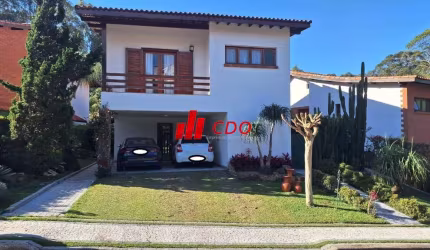 Horto do Ype casa a venda de alto padrão em condomínio  São Paulo-SP: com 4 quartos, sendo 1 suíte, 4 salas, 4 banheiros, 4 vagas - 320m².