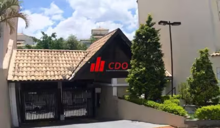 Horto do Ype belo sobrado com 3 dormitórios sendo 1 suíte, sala para 2 ambientes,3 banheiros,2 vagas, área gourmet, útil de 100m²