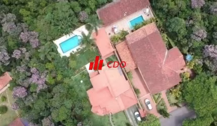 Condomínio Fazenda da Ilha Embú Guaçu, 06 dorms sendo 04 suítes.