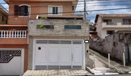 Sobrado próximo autódromo com 3 dormitórios sendo 1 suíte 3 salas,2 vagas 145 m²