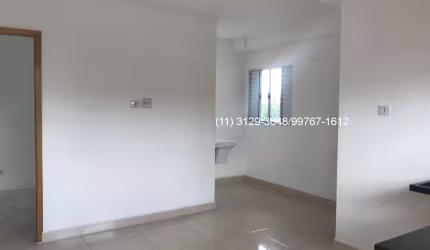 Apartamento novo na Vila Nova York, próximo ao Shopping Aricanduva. Bem iluminado e arejado, fino acabamento, churrasqueira e salão de festas