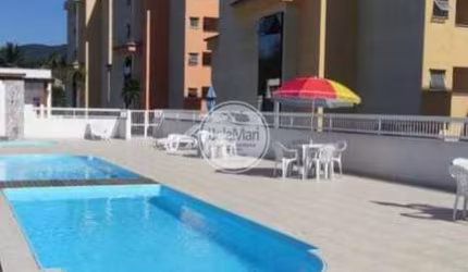 Apartamento completo com excelente infraetrutura de condomínio em oferta
