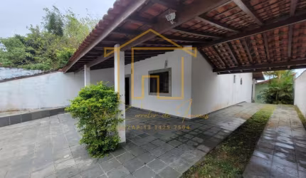 Casa para Venda em Itanhaém, Jardim Grandesp, 2 dormitórios, 1 suíte, 2 banheiros, 4 vagas