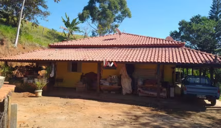 VENDE-SE CHÁCARA 40.000M² COM CASA 3 DORMS. SENDO UM SUÍTE NO BAIRRO SETE VOLTAS EM TAUBATÉ/SP