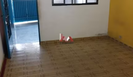 Vende-se Casa 2 Dormitórios com Garagem coberta + Edicula no Jardim Bela Vista em Taubaté/SP