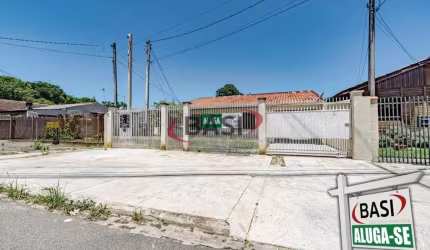 CASA DE FUNDOS COM 01 DORMITÓRIO NO PORTÃO