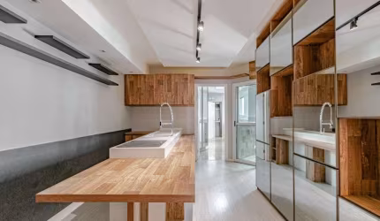 EXCELENTE APARTAMENTO NO CABRAL COM 4 SUÍTES E DUAS VAGAS DE GARAGEM !!!!