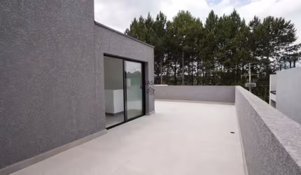 Casa em Condomínio á Venda no Santa Cândida (4 QUARTOS)