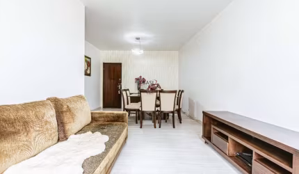 Apartamento com 2 Dormitórios à Venda no Centro de Curitiba (EM FRENTE À PRAÇA GENEROSO MARQUES)