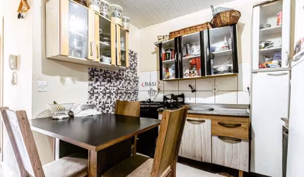 Casa Térrea à Venda no Santa Cândida com quintal